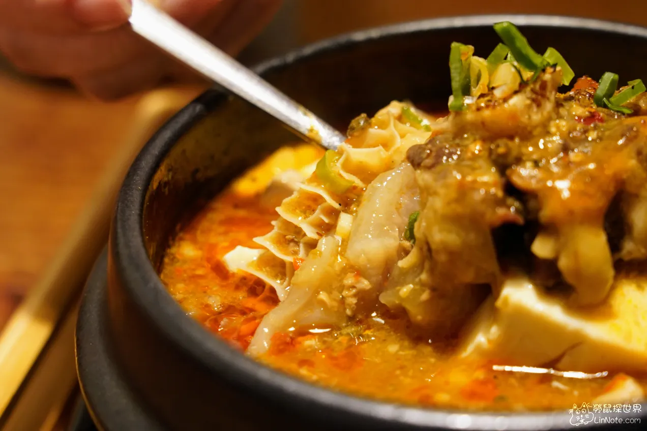 新竹美食『牛未來Sugoi食堂』超強牛內臟料理，麻婆石鍋煲必點