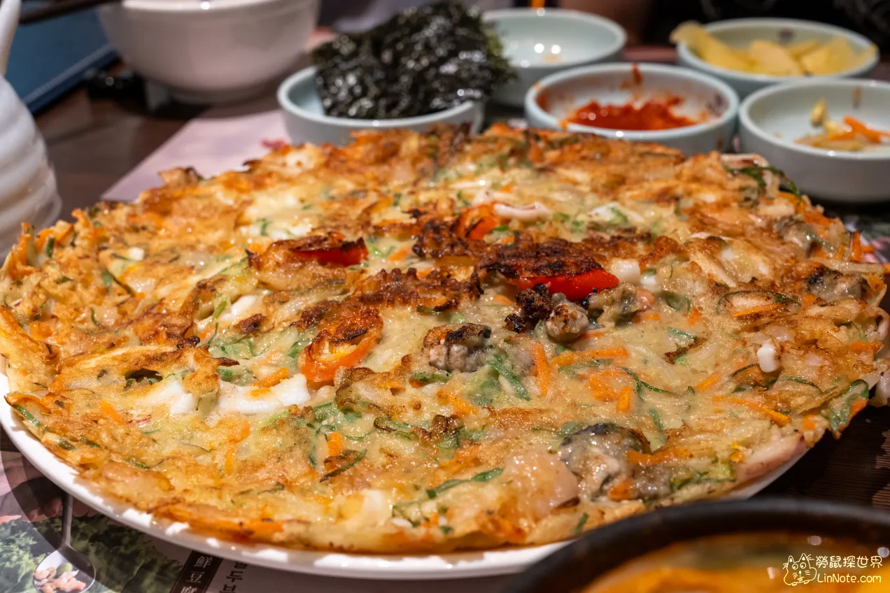 台中新光【涓豆腐中港店】雙人套餐平均600元，韓式料理吃到超級撐！