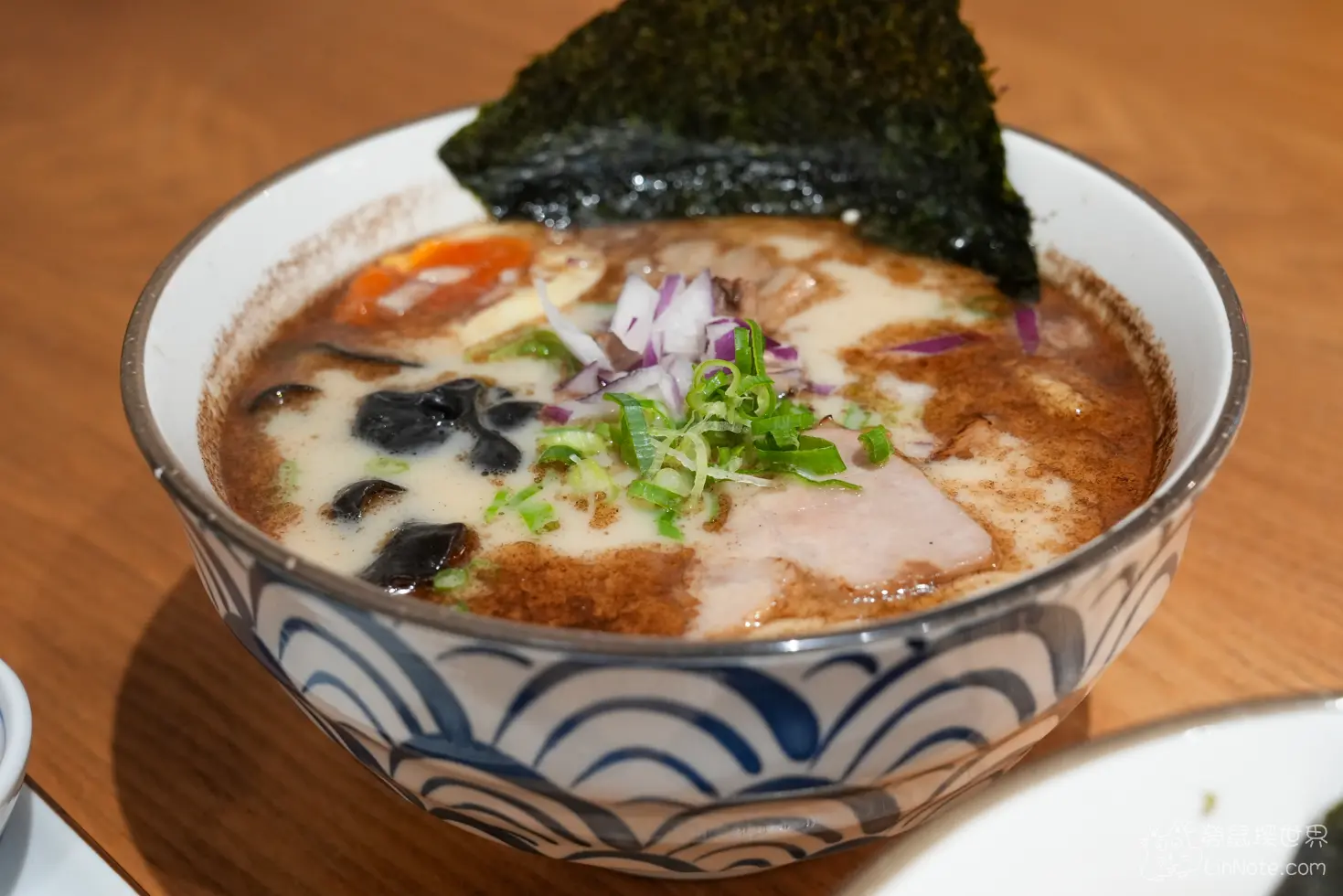 火炙叉燒 黑蒜拉麵