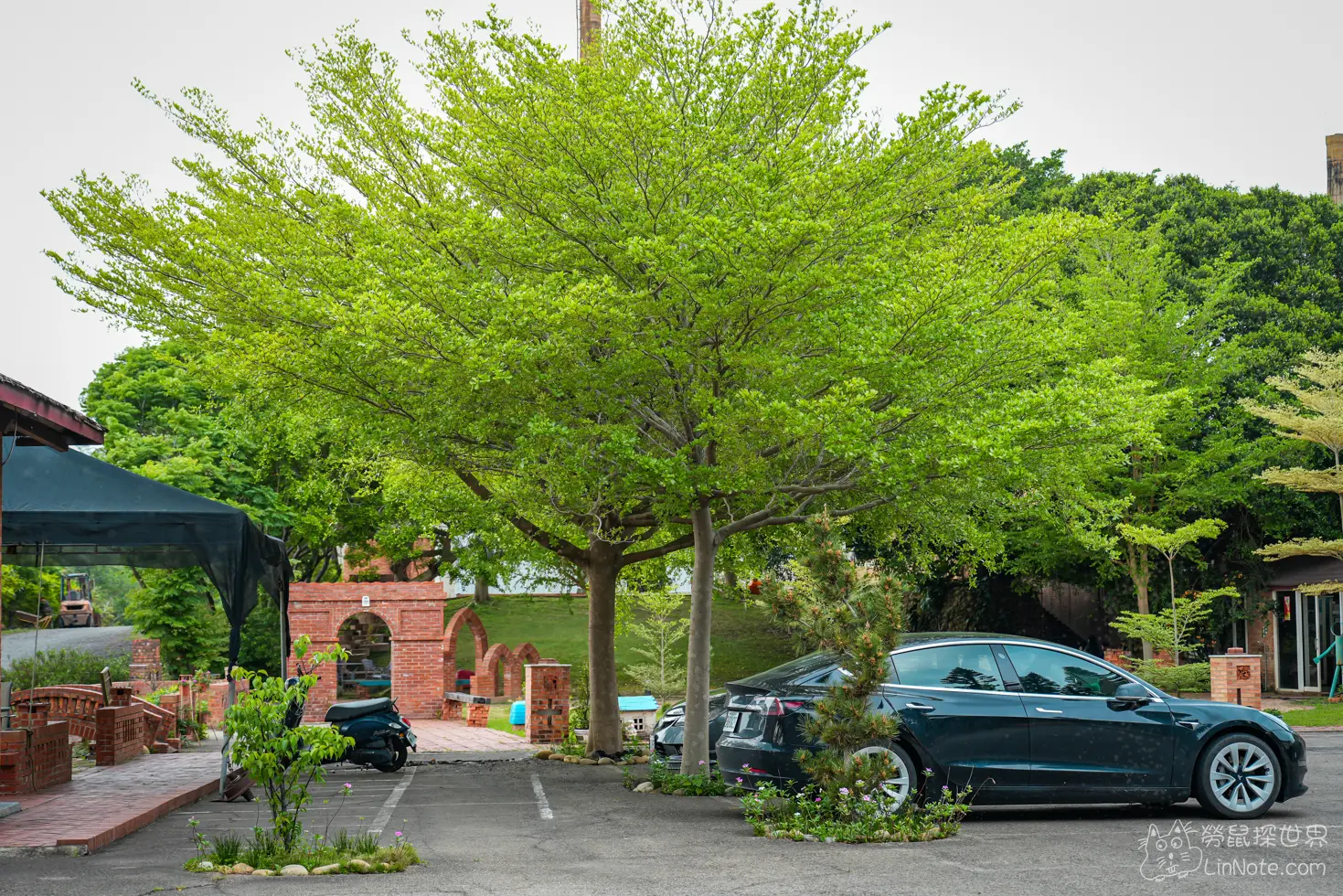 Jls brick tourism factory 3