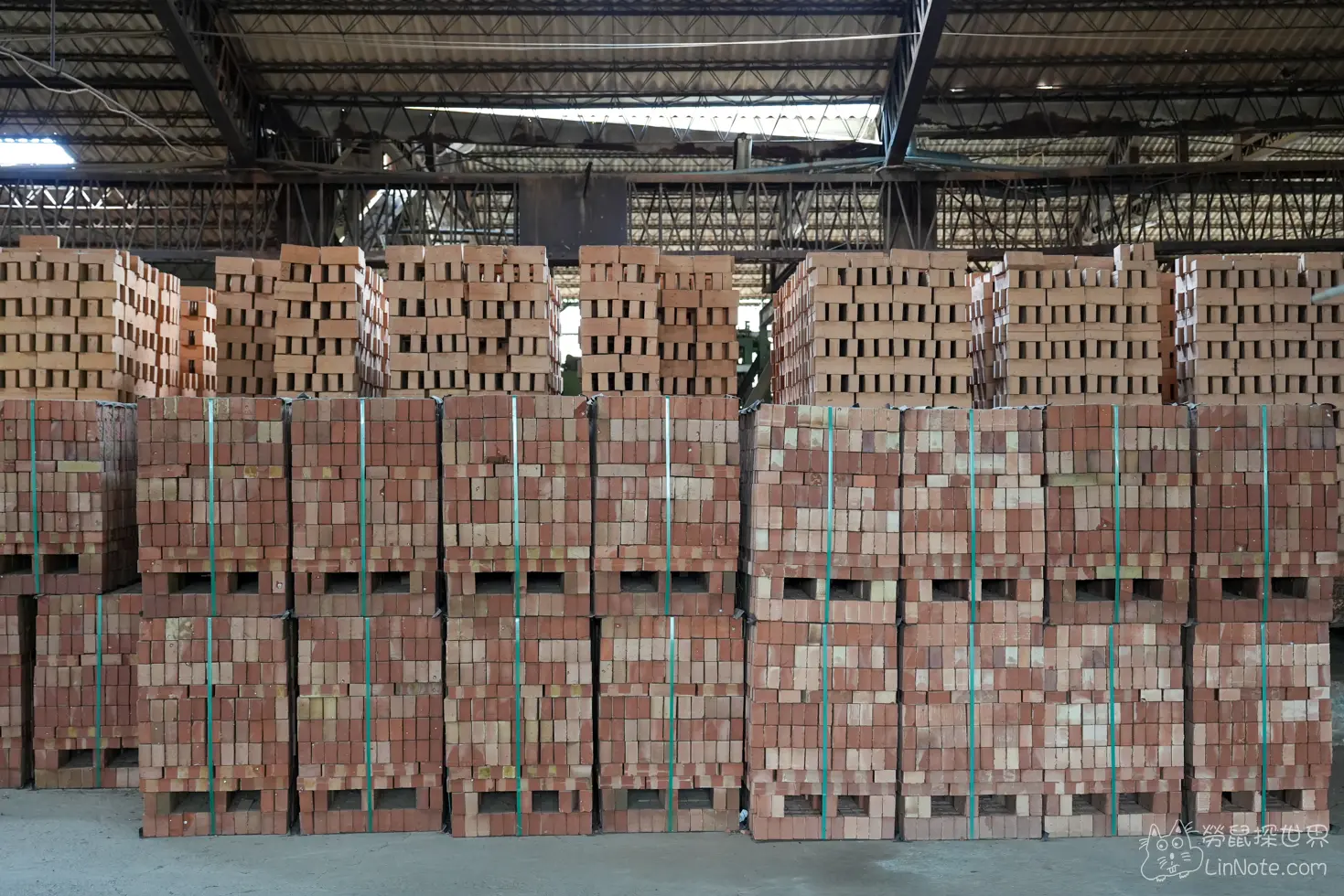 Jls brick tourism factory 32