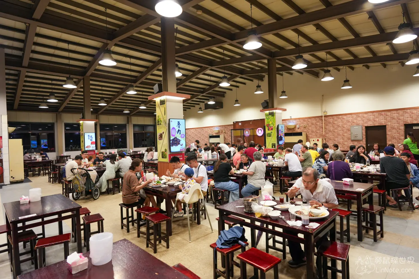 宜蘭蘇澳番割田甕缸雞用餐環境