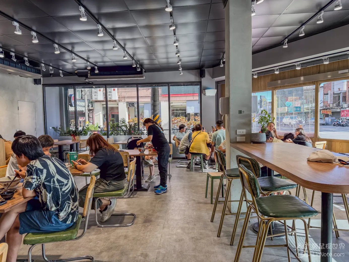 歐桑米粉湯內用環境