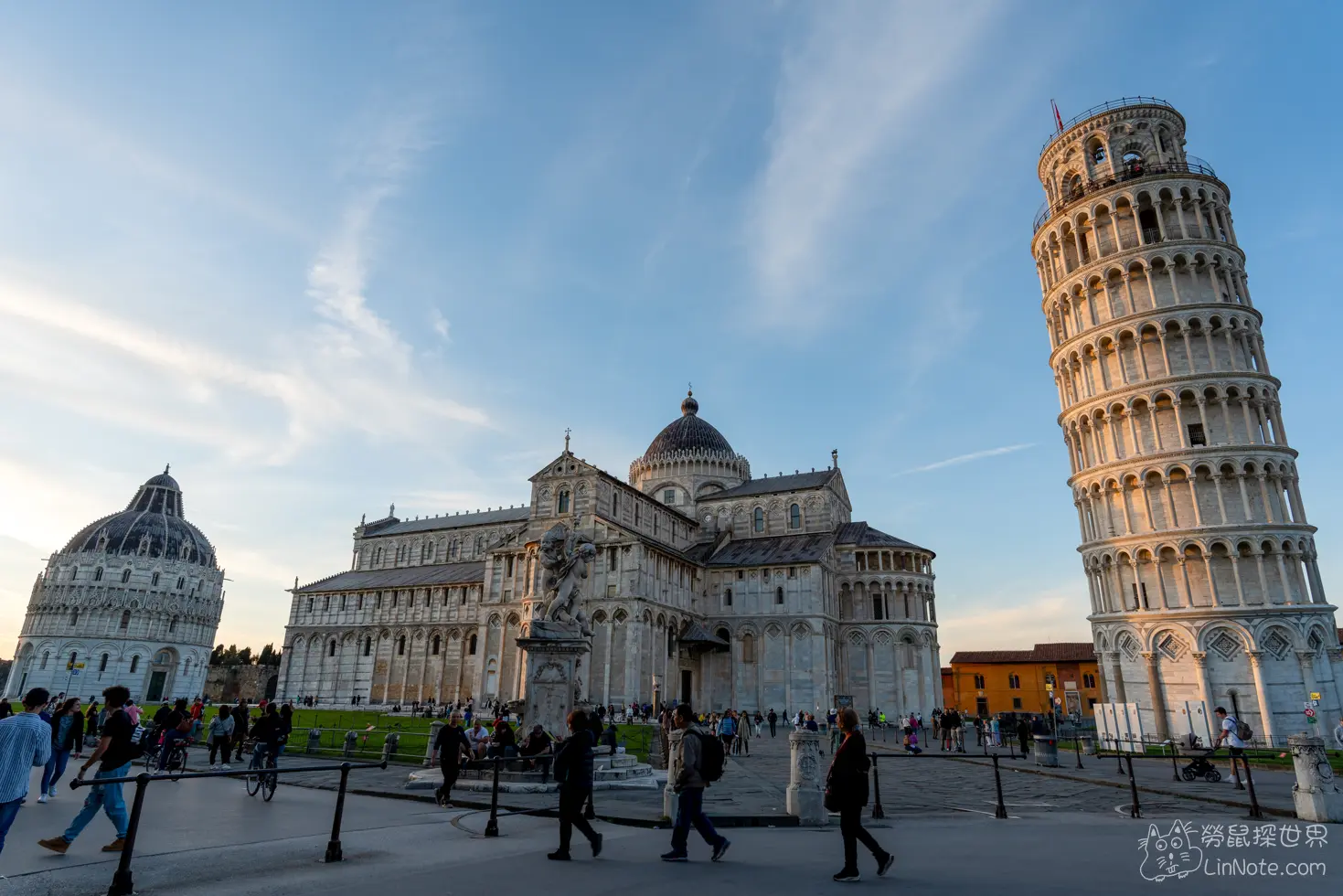 聖若望洗禮堂、比薩主教座堂以及比薩斜塔