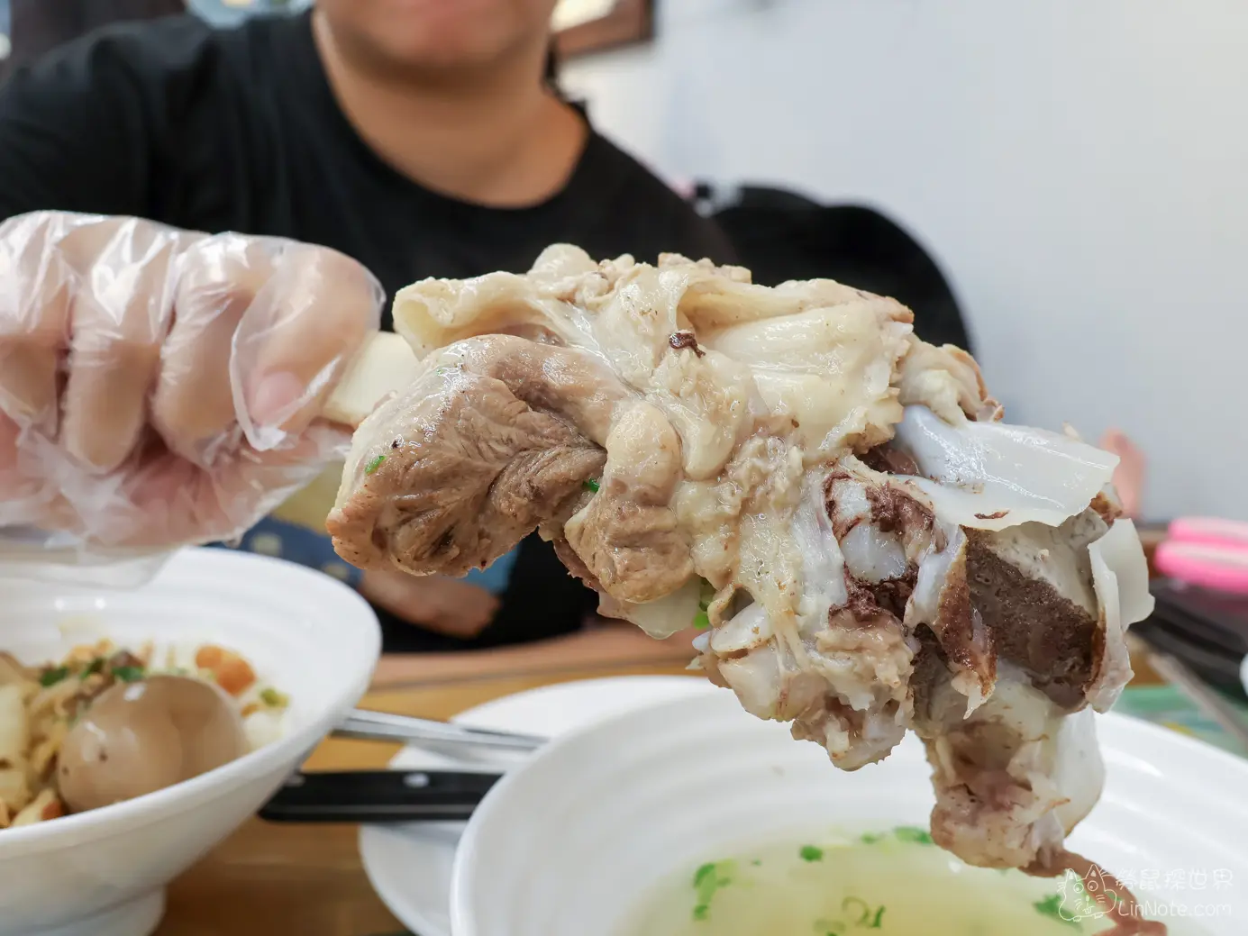 彭湃客家土雞麵館